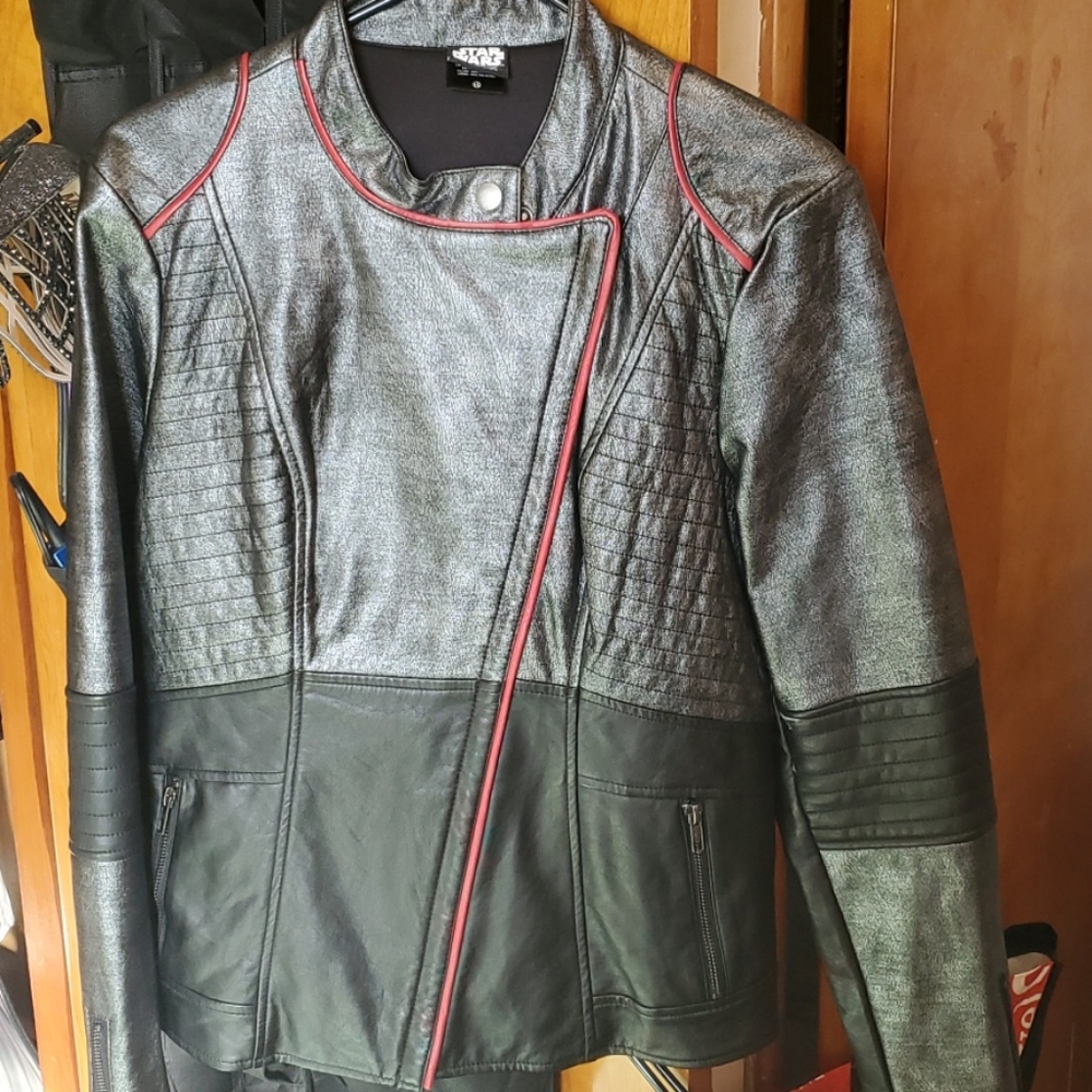 Like New STARWARS PHASMA JACKET